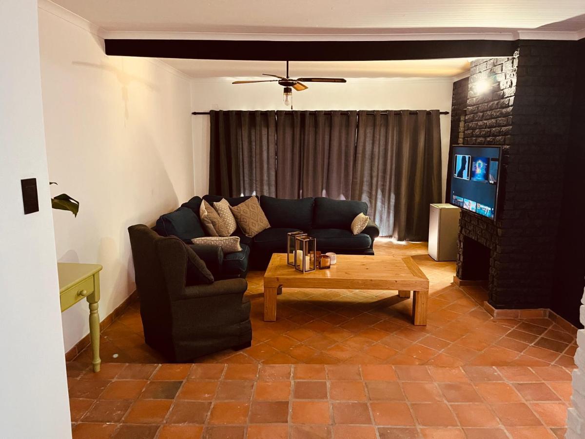 The Hart House Bed & Breakfast Hartbeespoort Exterior foto
